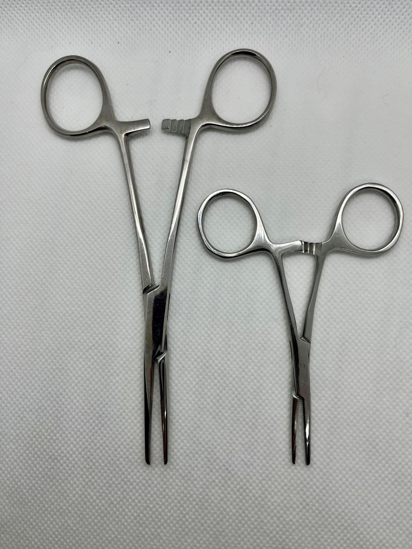 Mosquito Straight Hemostat with Lock