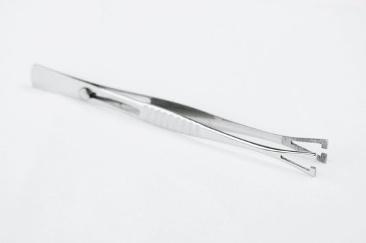 Pennington Sponge Slotted Tweezers with Lock