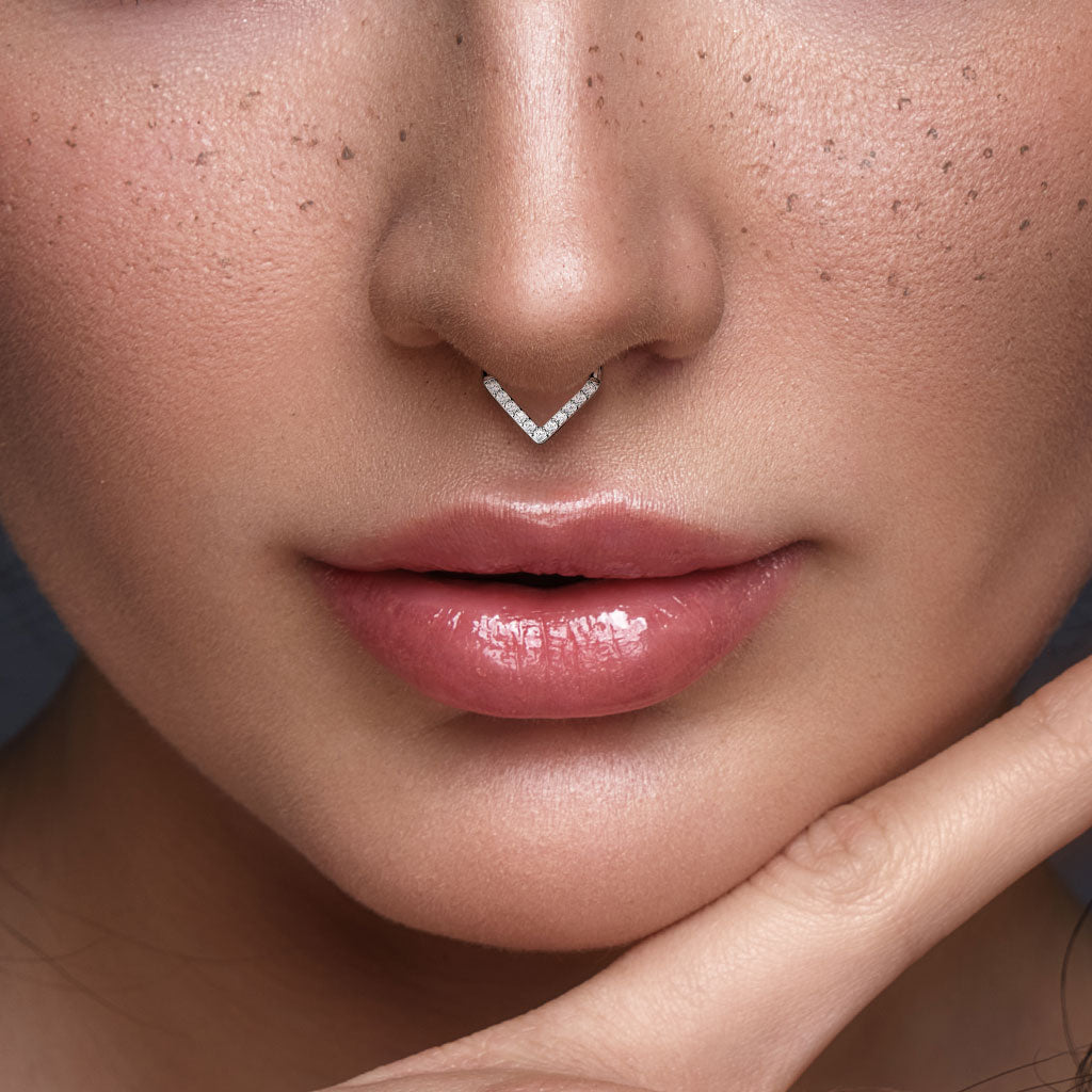 Titanium Chevron Clicker with Front Facing Gems/Pearls